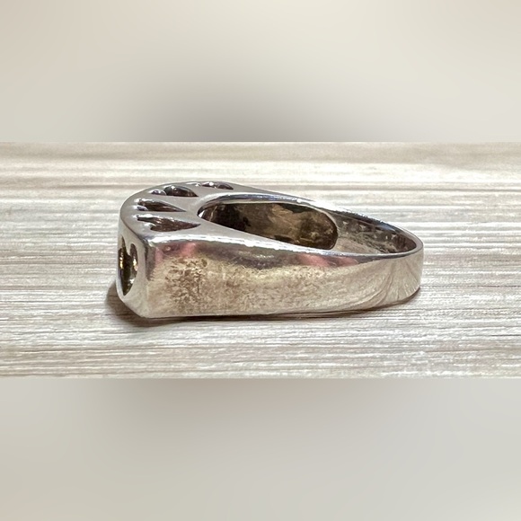 Vintage Designer Signed Sterling Silver Open Heart Tall Dome Ring, Size 6, 5.1g - Picture 4 of 15